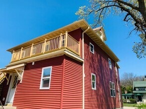 Building Photo - 1414 Main St