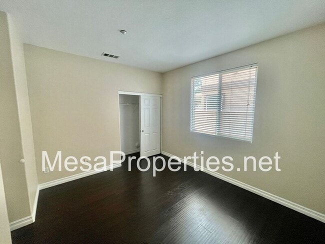 Building Photo - 15471 American Way