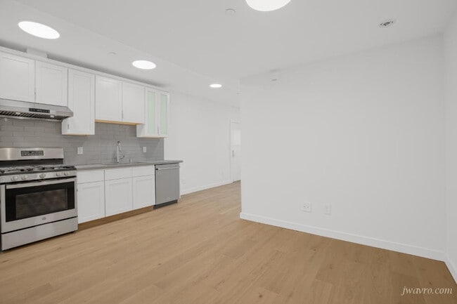 Building Photo - 1415 15th St