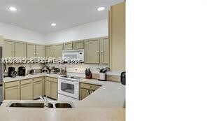 Building Photo - 27562 SW 139th Pl