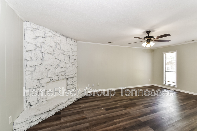 Building Photo - 3325 Ridge Top Cove