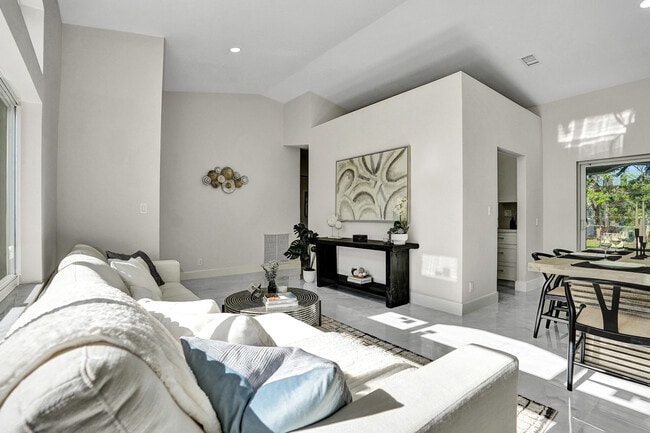 Building Photo - 2881 NW 98th Way