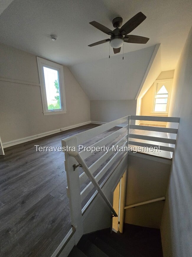 Building Photo - 321-323 South 5th Street