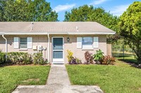 Building Photo - Renovated Apartment in the Heart of Caroll...