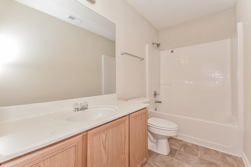 Building Photo - 254 Highland Falls Dr
