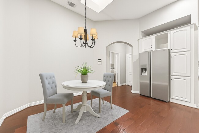 Building Photo - 22718 Emily Park Ln