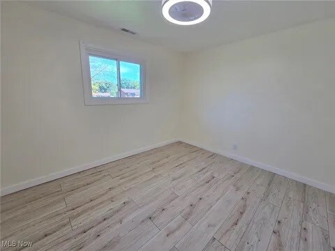 Building Photo - 10306 Winthrop Rd