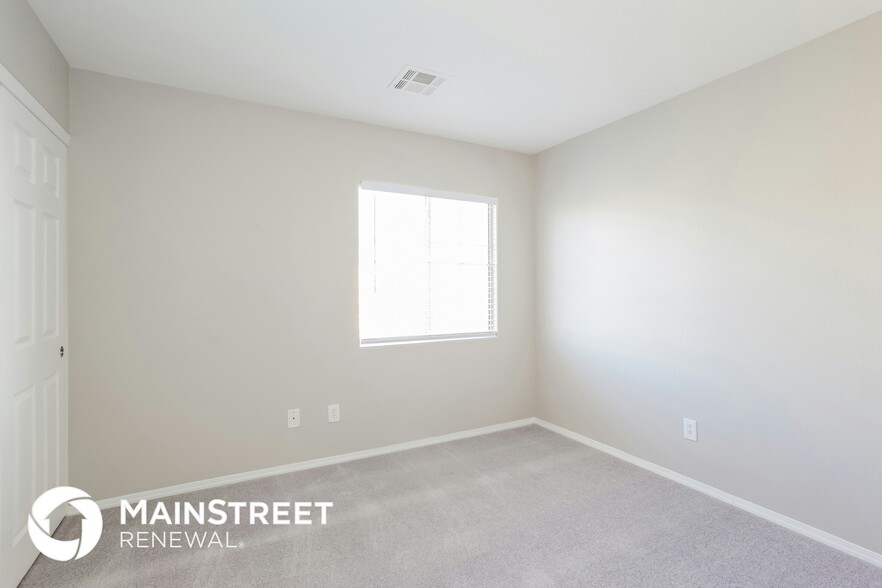 Building Photo - 10521 West Table Lands Court