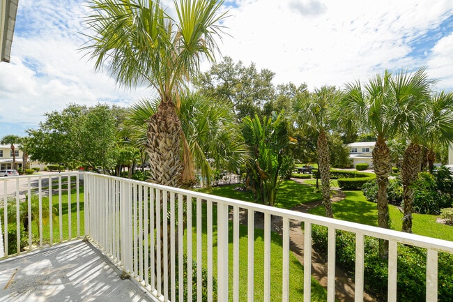 Building Photo - 3929 Sabal Way