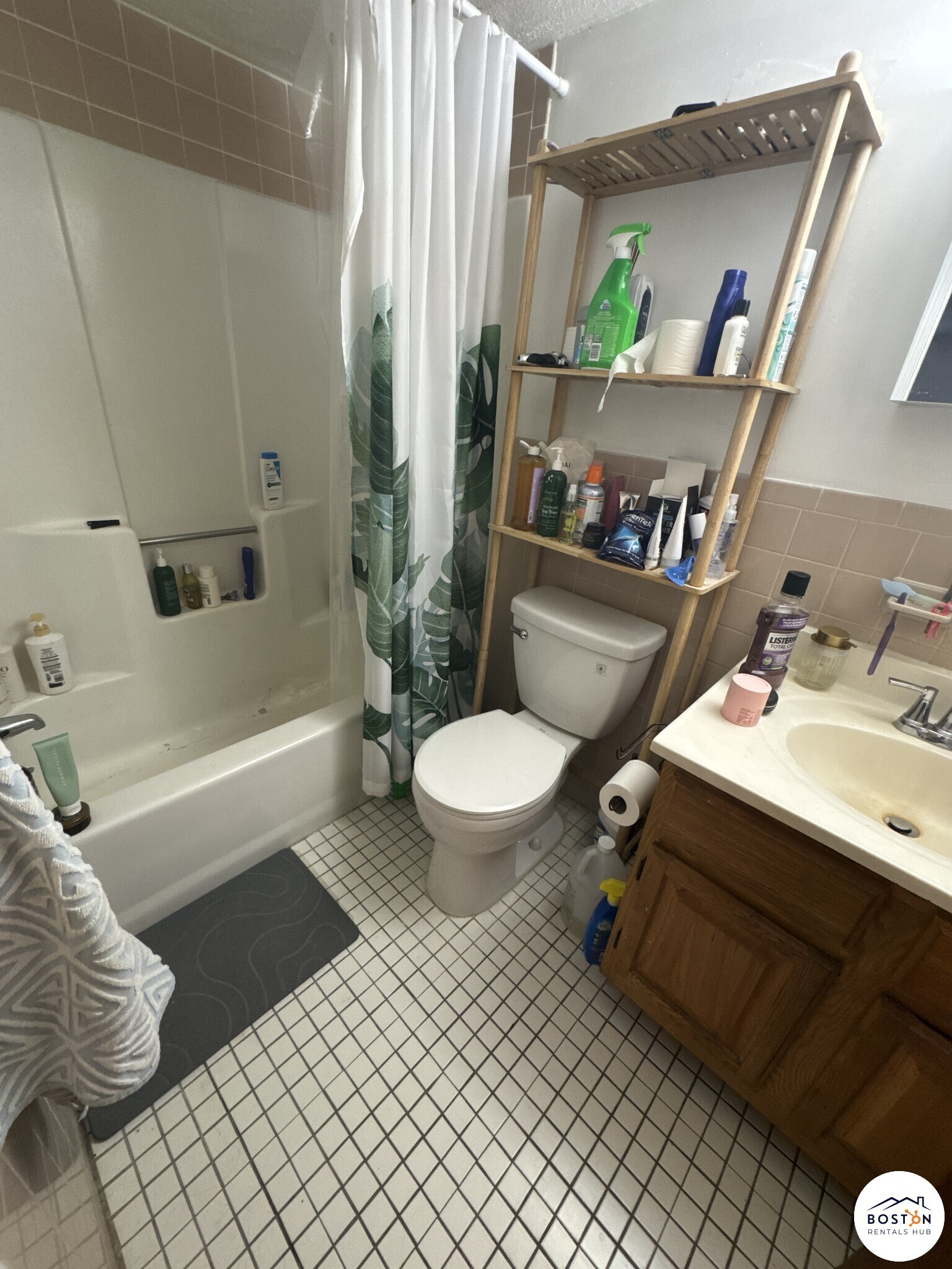 Building Photo - 74 Gardner St