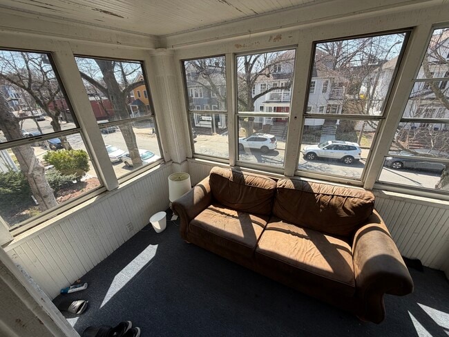 Building Photo - 23 Moraine St