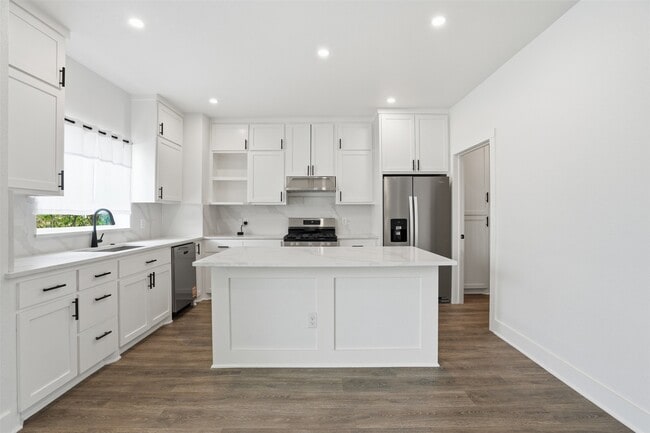 Building Photo - 3411 Nance St