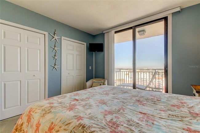 Building Photo - 3820 Gulf Blvd