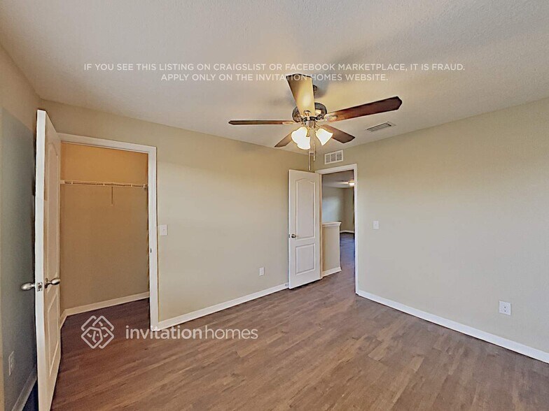 Building Photo - 11618 Warren Oaks Pl