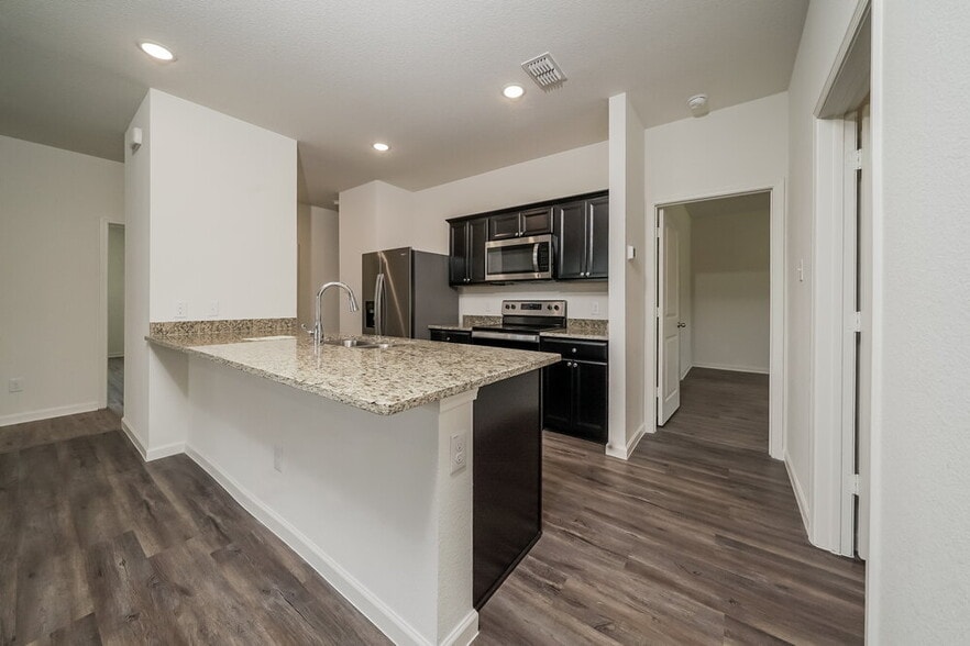 Building Photo - 505 Indian Creek
