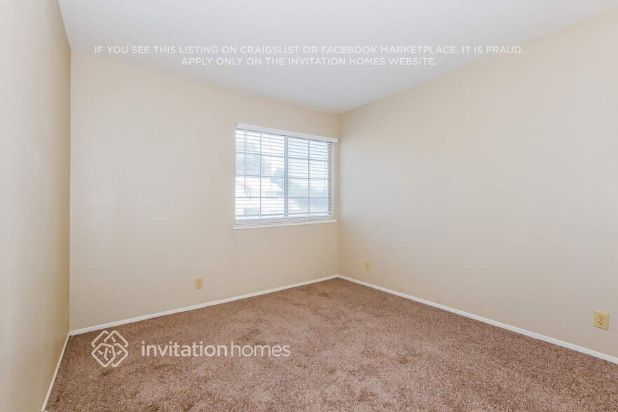 Building Photo - 8205 Silverside Dr