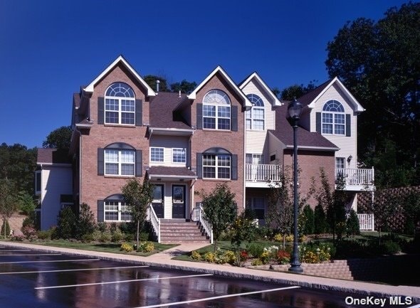 Building Photo - 52 Pinnacle Dr