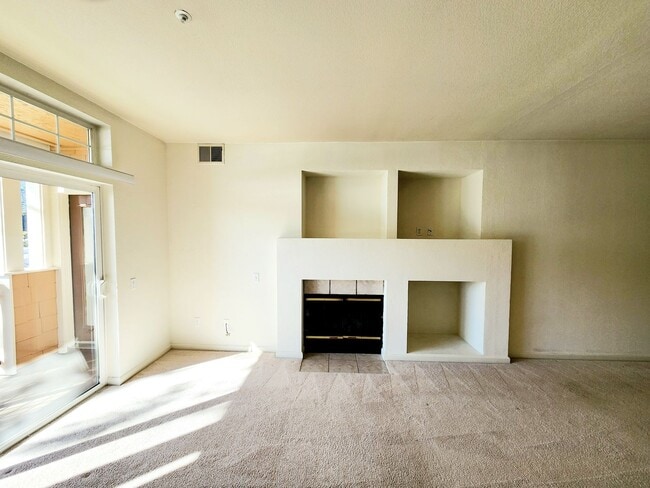 Building Photo - Beautiful Brisbane condo