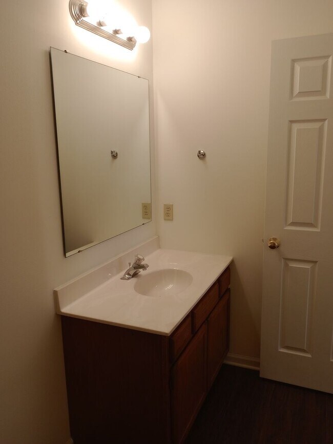 Building Photo - 3504-3506 Delmar Ct.