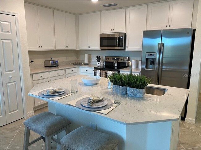 Building Photo - 17510 Gawthrop Dr