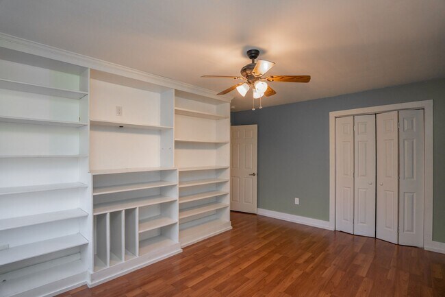 Building Photo - Adorable 3 Bedroom Sherwood Home