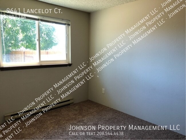 Building Photo - 9641 Lancelot Ct