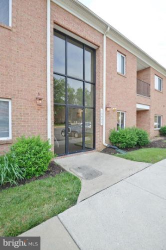 Primary Photo - 10600 Provincial Dr