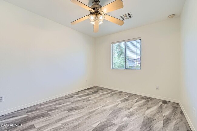Building Photo - 10310 E Le Marche Dr