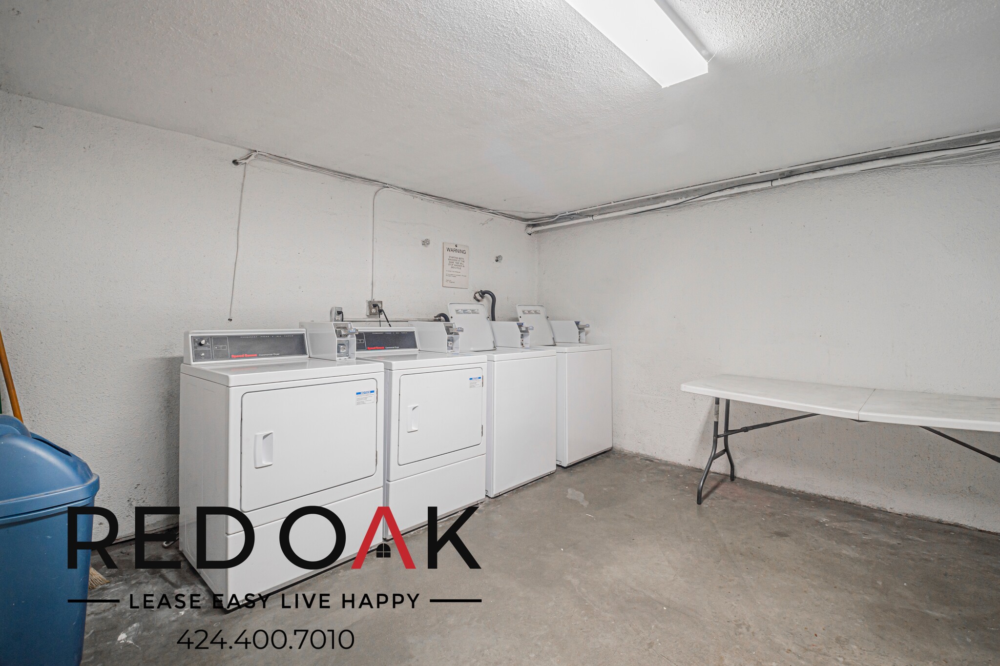 Building Photo - 1327 Laurel Ave