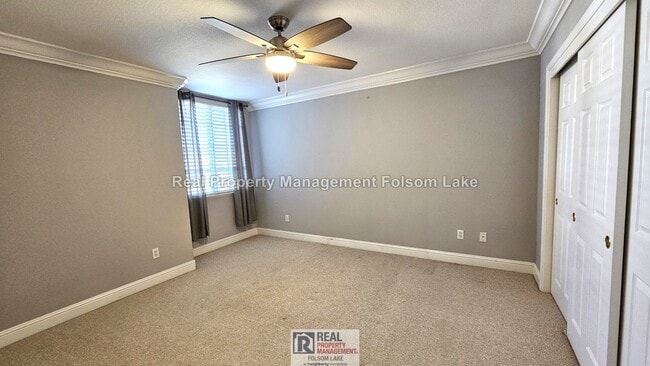 Building Photo - 5 Bedroom Carmichael Home + Large Bonus Room | 3-Car Garage & RV/Boat Parking