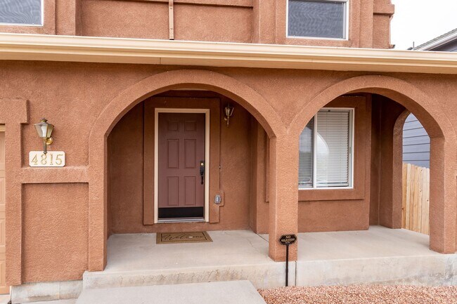 Building Photo - 4815 Tory Ridge Dr