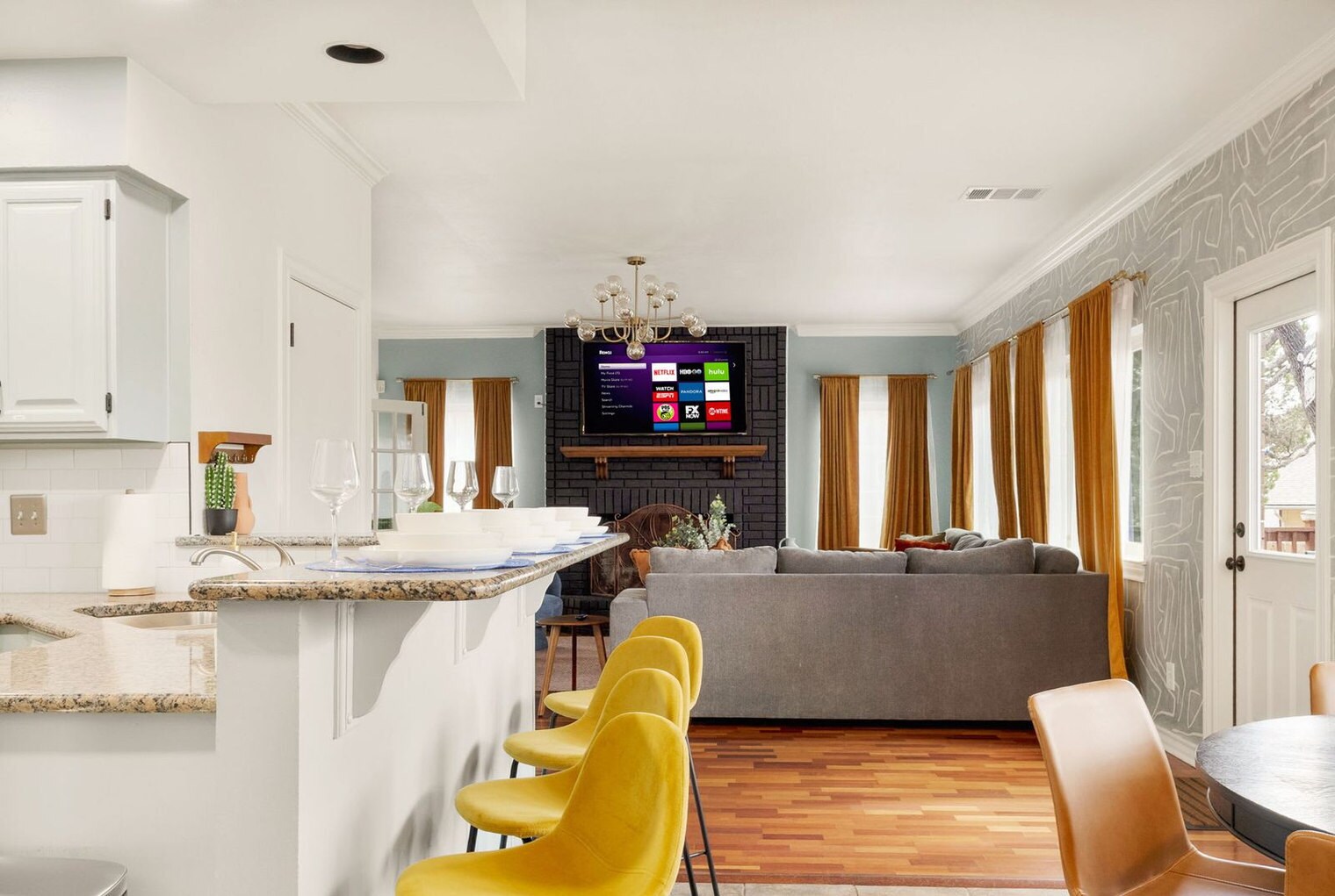 Building Photo - 13702 Yellow Oak Cir