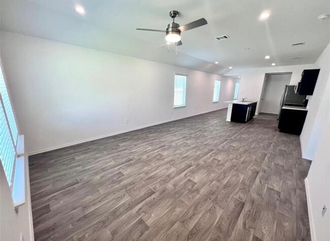 Building Photo - 14220 Fern Meadows Dr