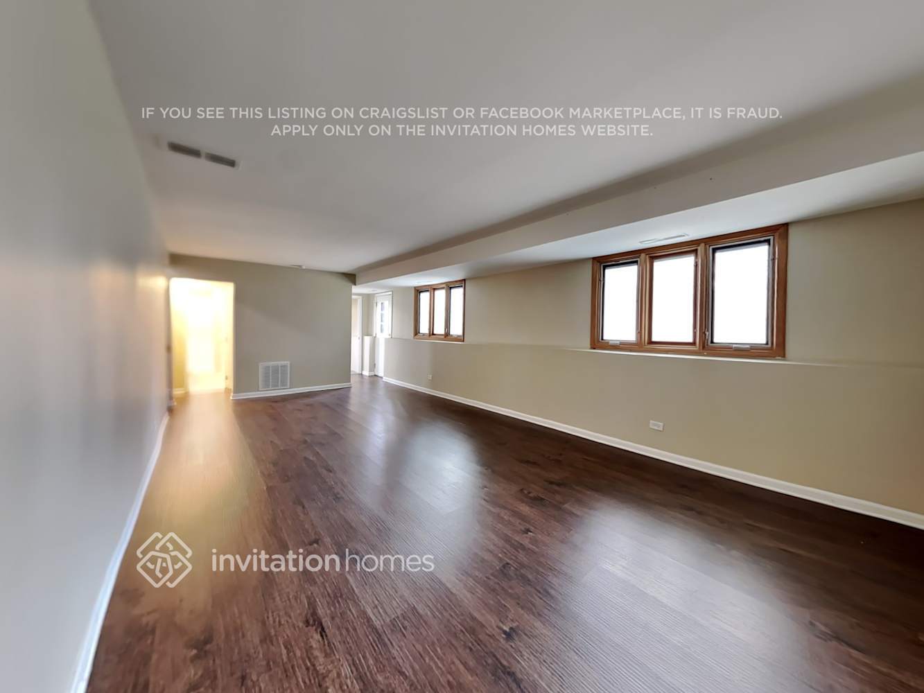 Building Photo - 1550 E Anderson Dr