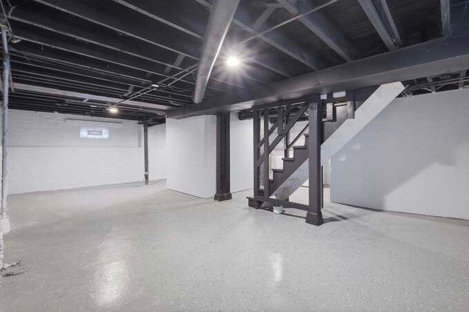 Building Photo - 18037 Ridgewood Ave