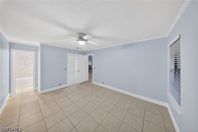 Building Photo - 5300 Treetops Dr