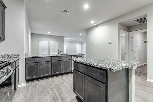 Building Photo - 4405 Montage Blvd