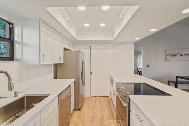 Building Photo - 11863 Wimbledon Cir