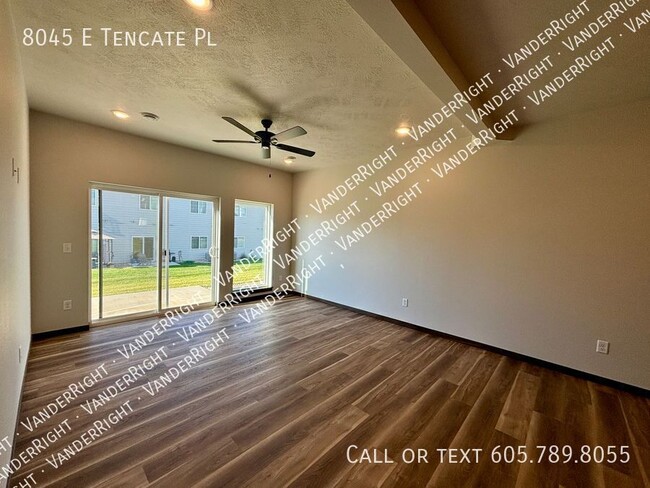 Building Photo - 8045 E Tencate Pl