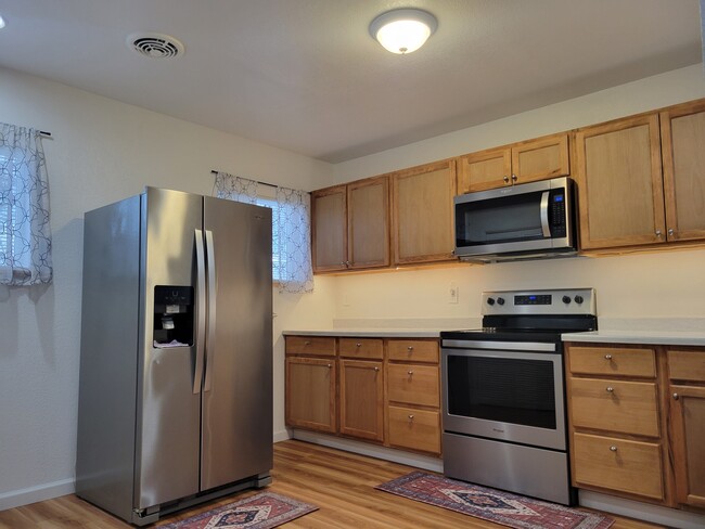 Stainless steel appliances - 323 E 13th St