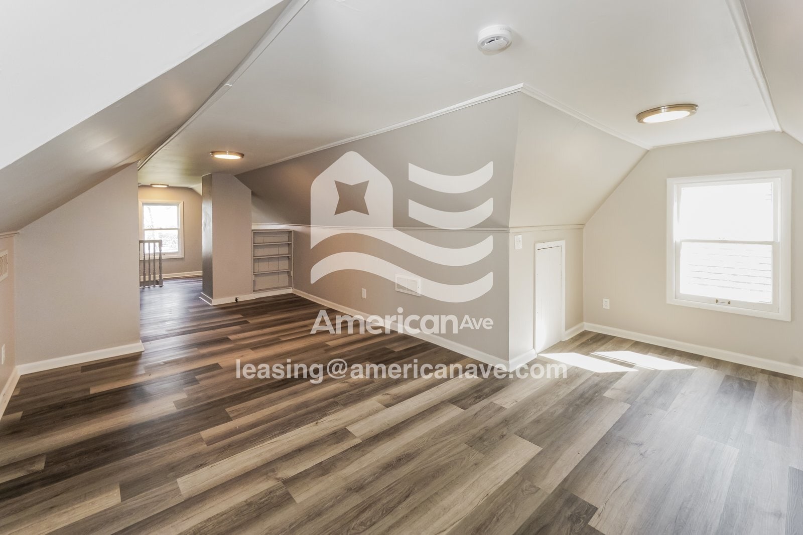 Building Photo - 1930 Loxley Rd