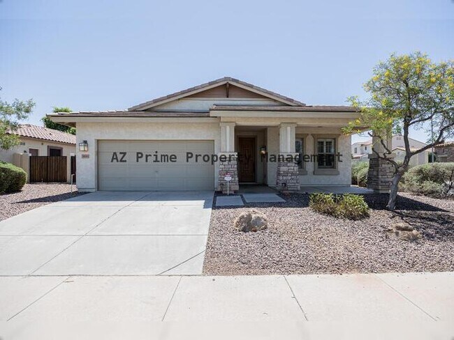 Building Photo - 3681 E Yellowstone Pl