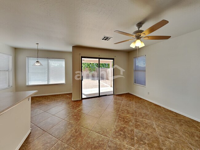 Building Photo - 15030 N 150th Ln
