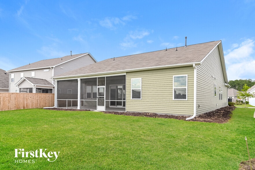 Building Photo - 405 Ribiero Dr