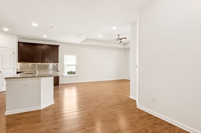 Building Photo - 95126 Gladiolus Pl