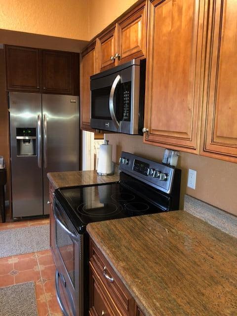 Building Photo - 631 Linnet Cir