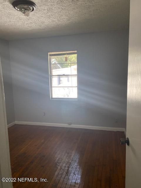 Building Photo - 5422 Tyler Ave