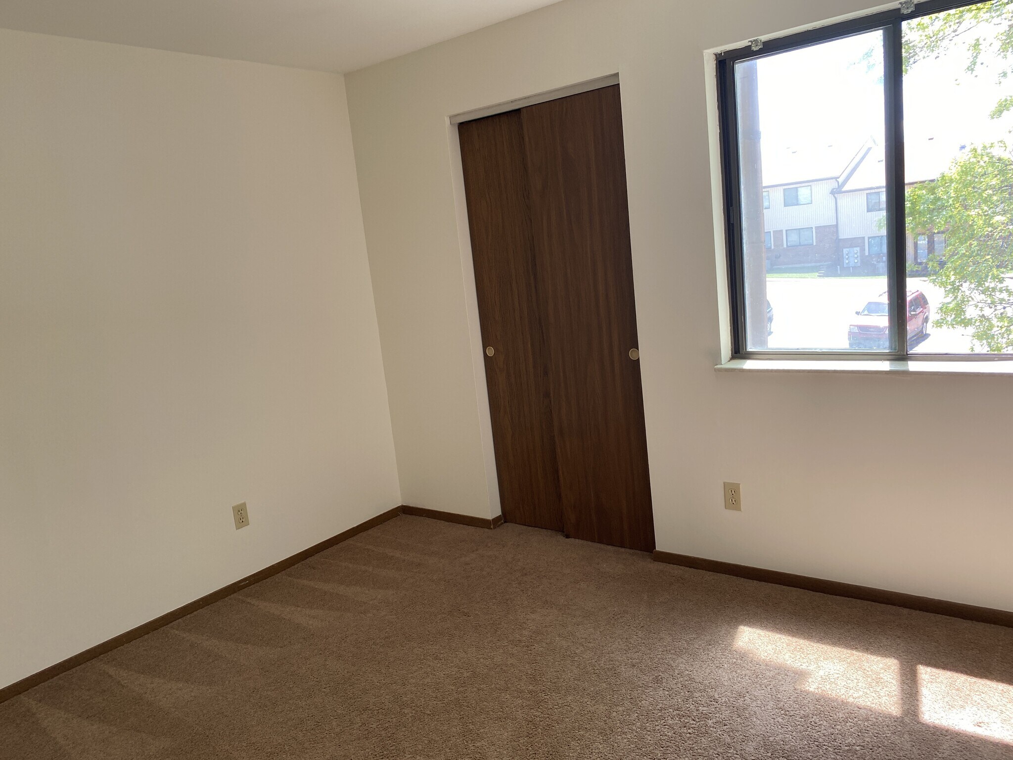 Building Photo - 1531 Springlet Ct