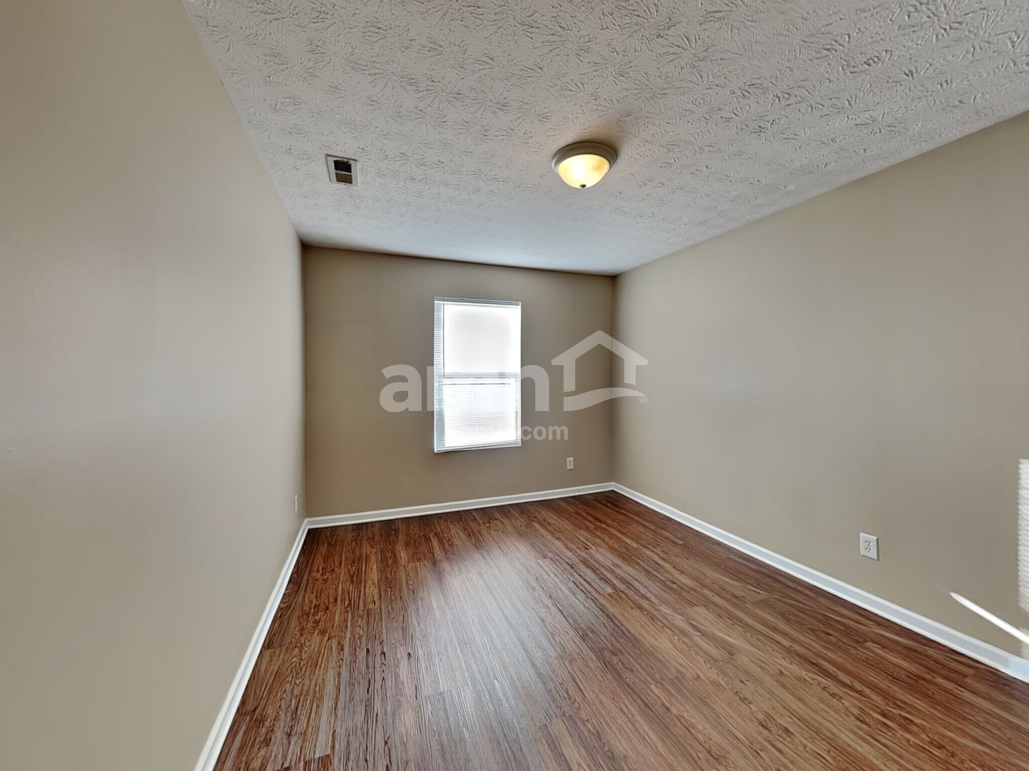 Building Photo - 5899 Brookstone Dr