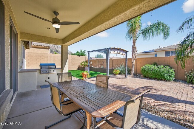 Building Photo - 7135 W Desert Mirage Dr
